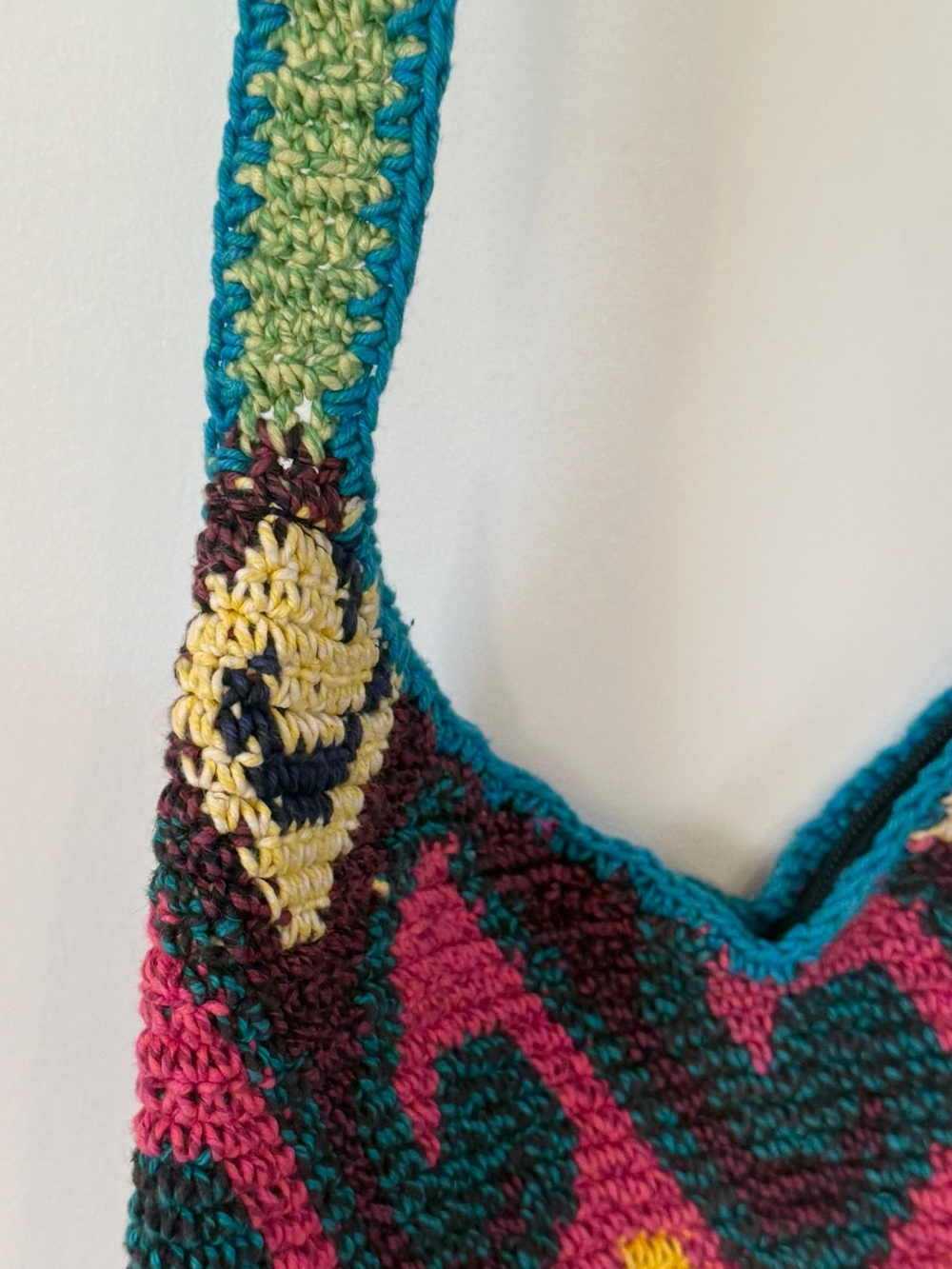 Vintage Authentic Columbian Mochila Crochet Shoulder Bag Boho Geometric Tapestry - Picture 6 of 7